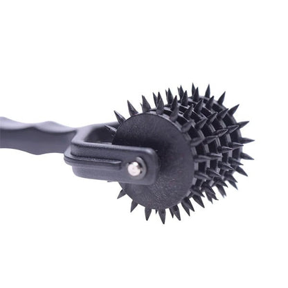 Master Series Spiked 5 Row Pinwheel